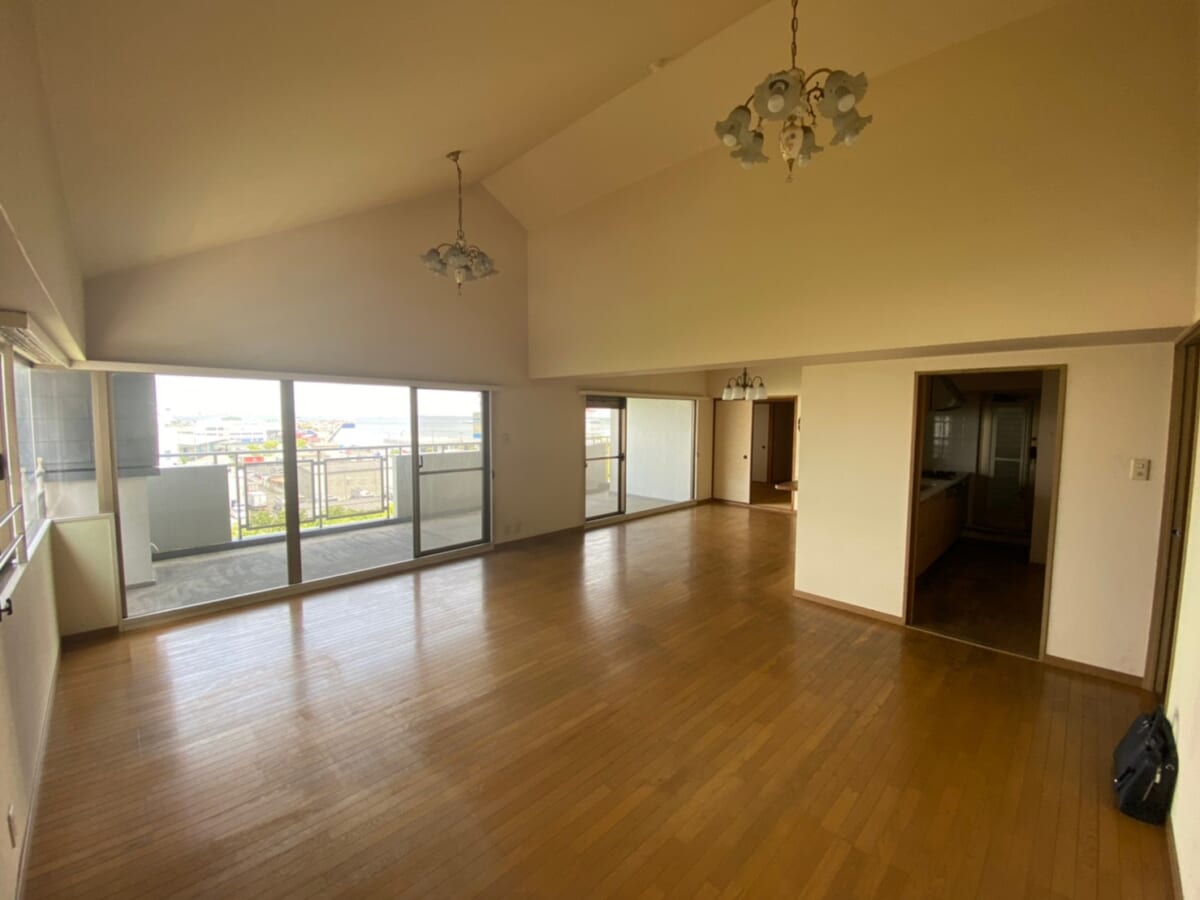 RICイーストコート五番街